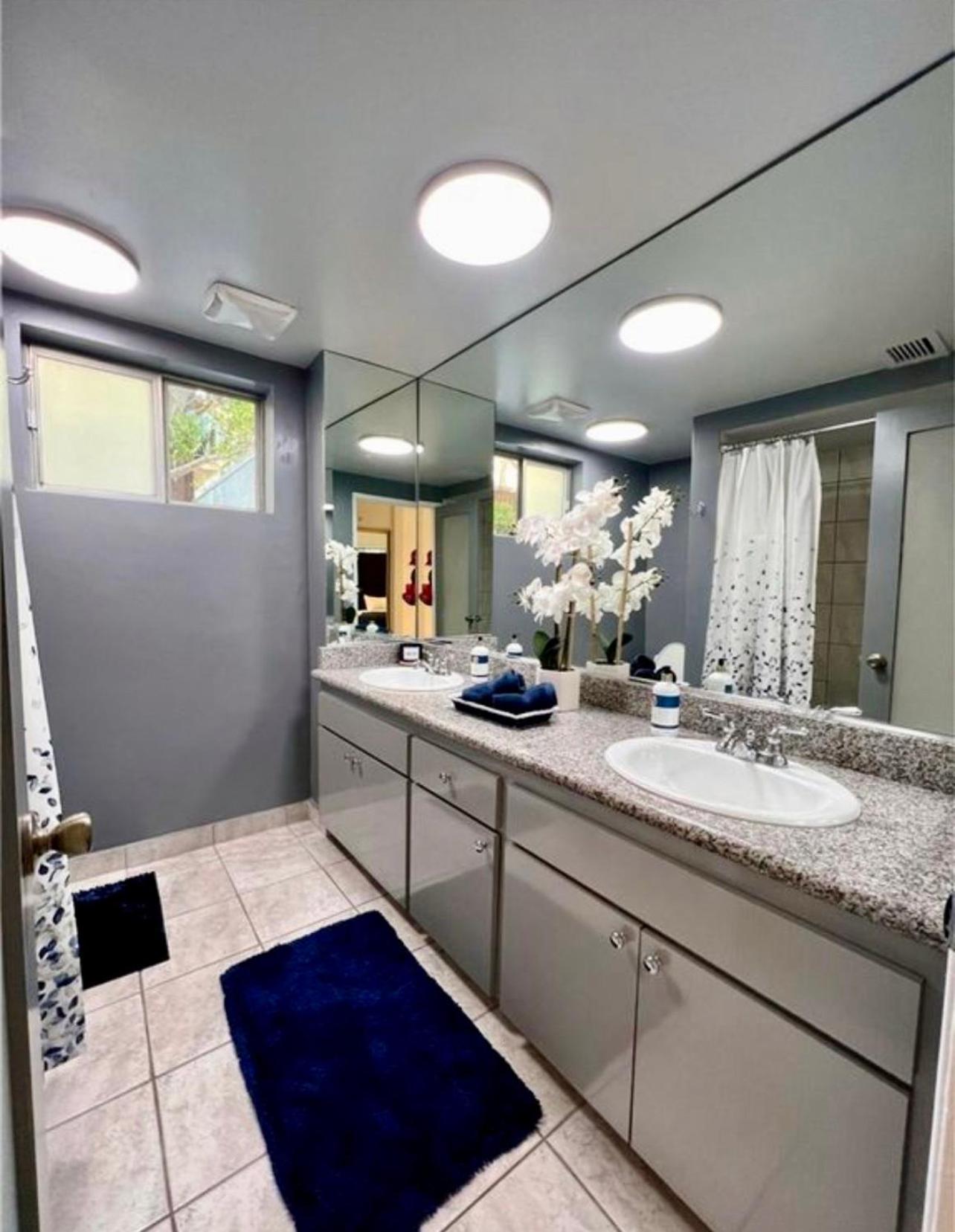 לוס אנג'לס Amazing Large 2 Bedroom West Hollywood Apartment מראה חיצוני תמונה