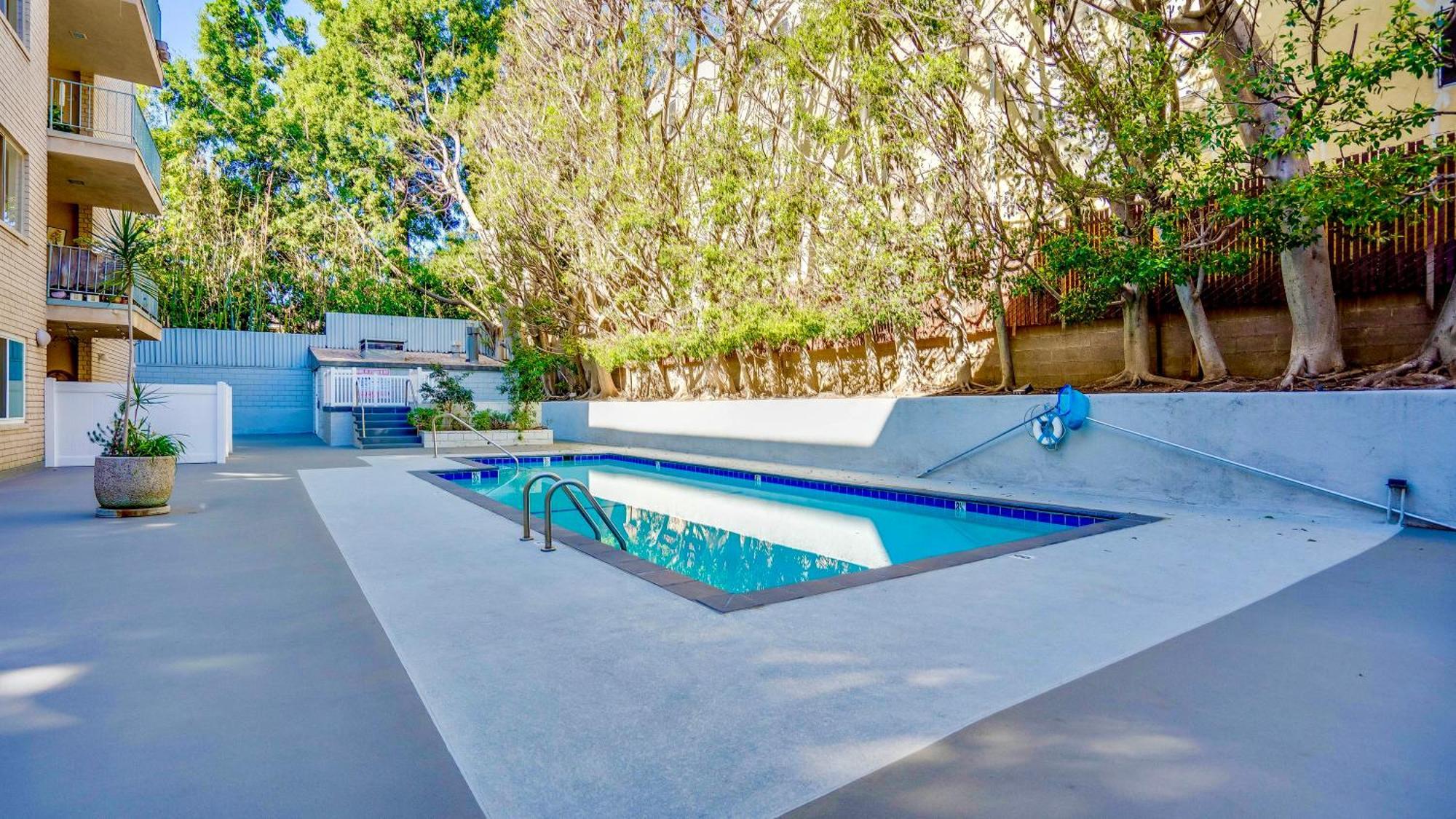 לוס אנג'לס Amazing Large 2 Bedroom West Hollywood Apartment מראה חיצוני תמונה